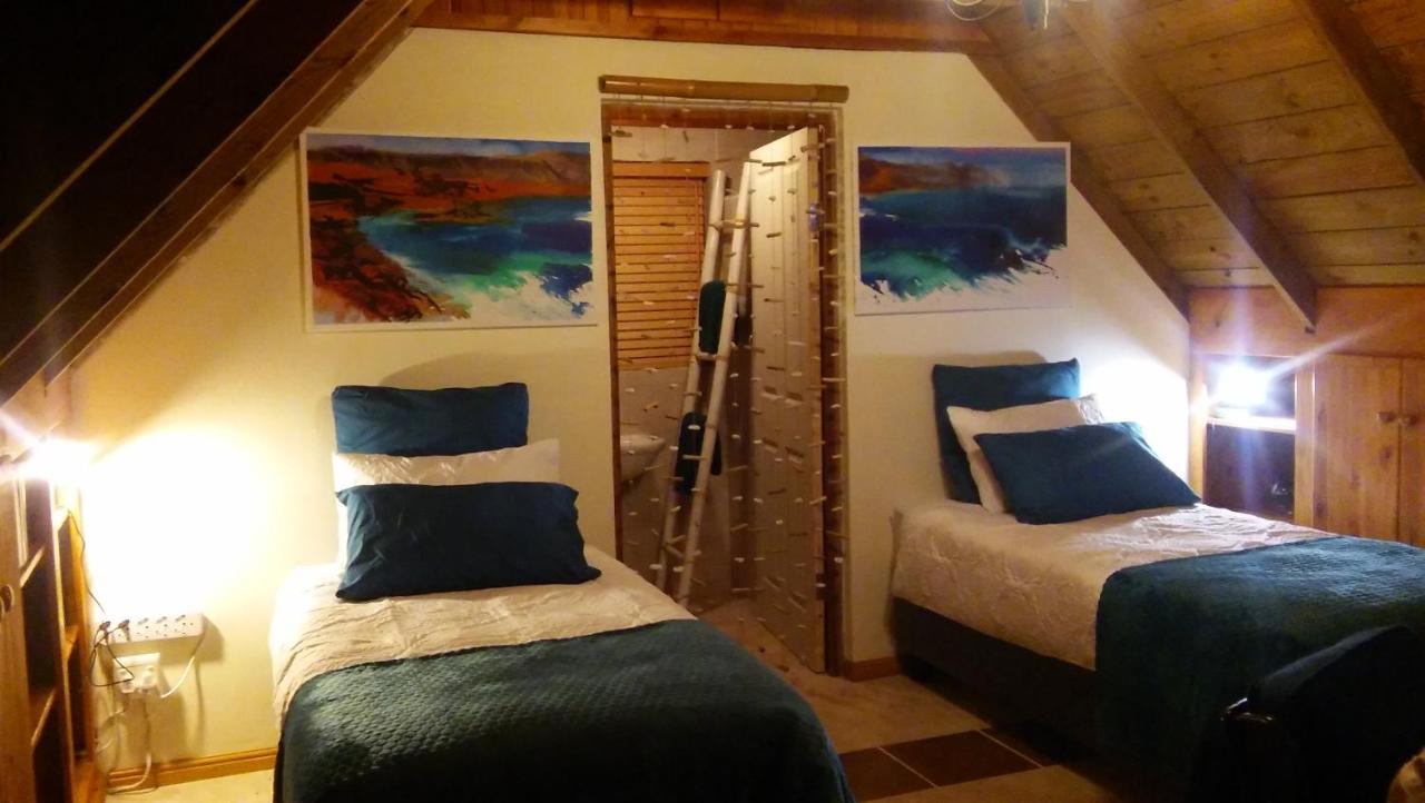 Hermanus Art Loft Bed & Breakfast ภายนอก รูปภาพ